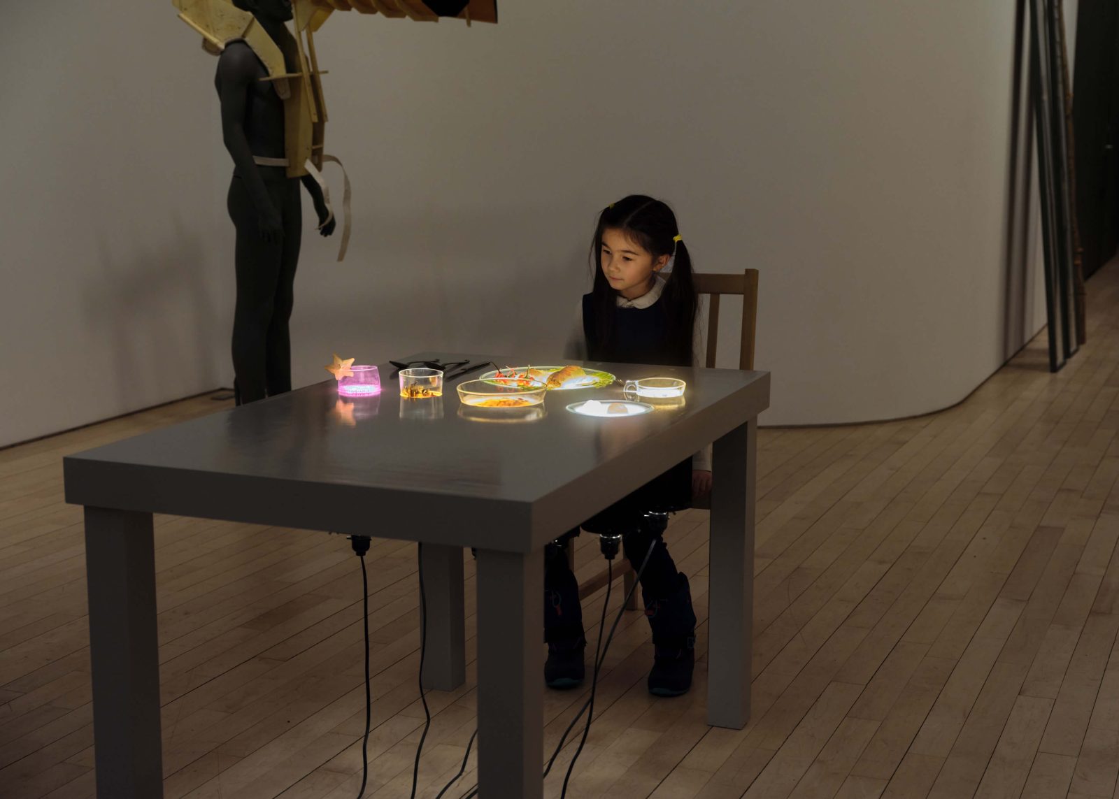 Futurist Cookbook &ndash; Dinner at the Light Table