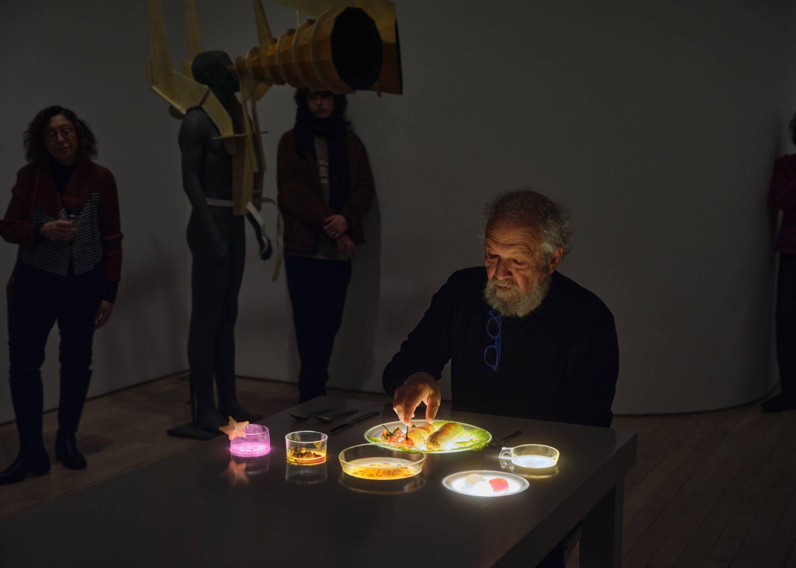 Futurist Cookbook &ndash; Dinner at the Light Table