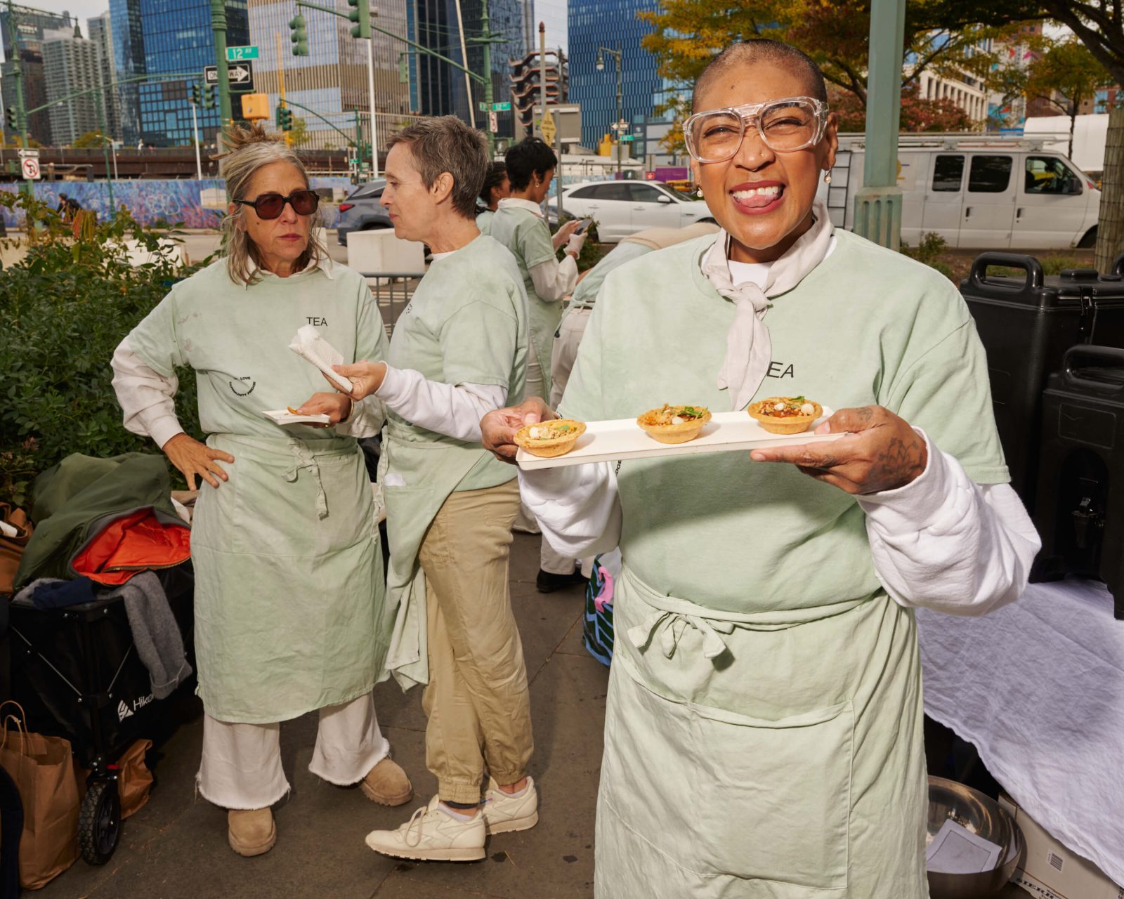 Futurist Cookbook &ndash; Tea for Strangers