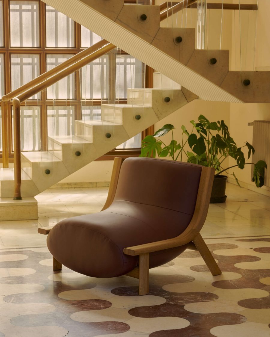 Osvaldo Chair