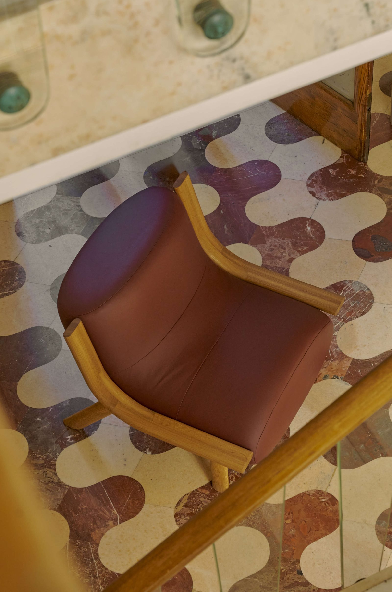 Osvaldo Chair