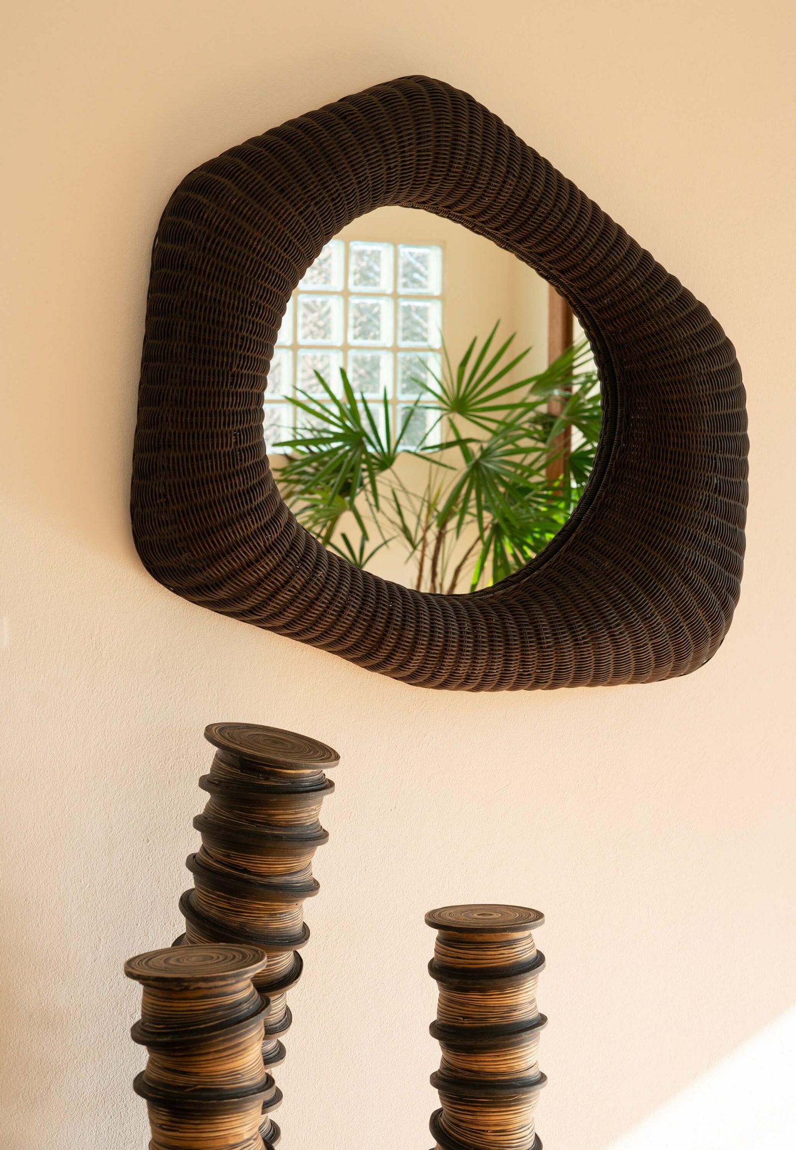 Pern Baan Waii Mirror